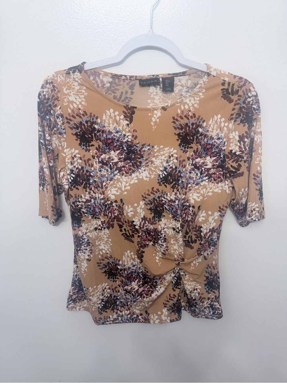 Tahari Tan Floral Twist-Front Short Sleeve Top